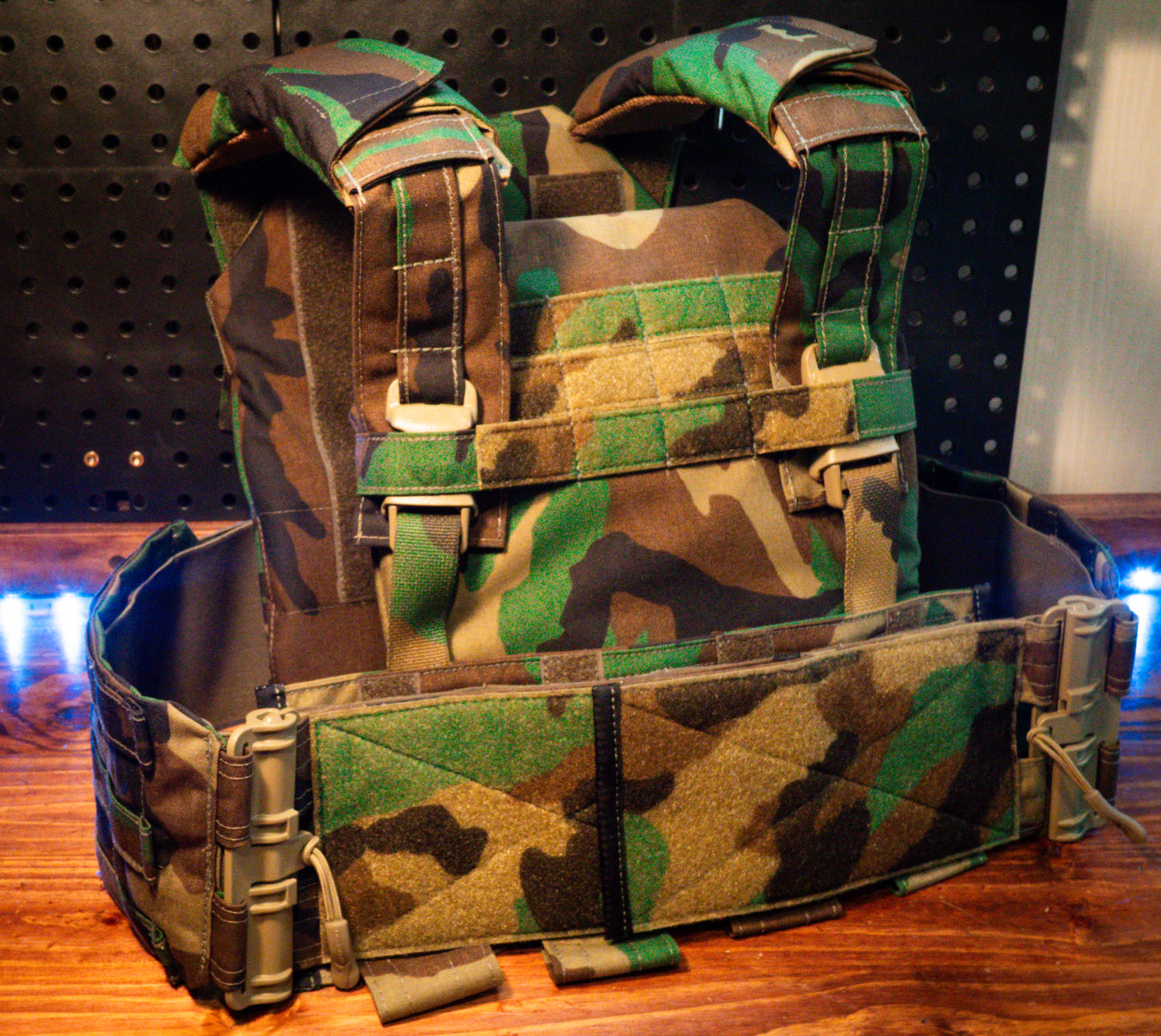 The Isaiah Shoulder Pad Set