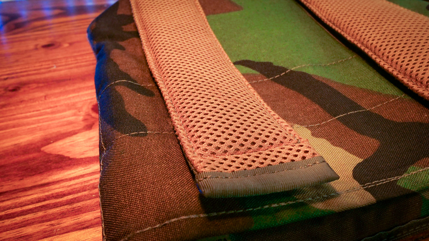 The Isaiah Plate Pad Set